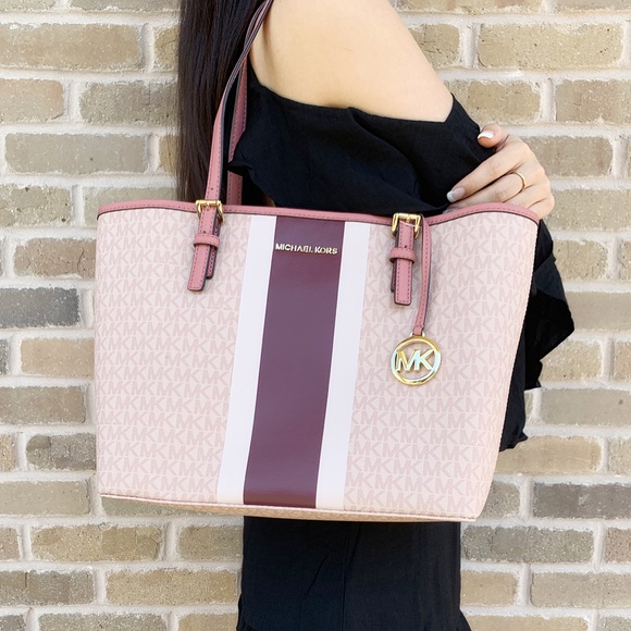 Gaby’sBags💕👜👜 Michael kors carryall tote - Picture 8 of 8